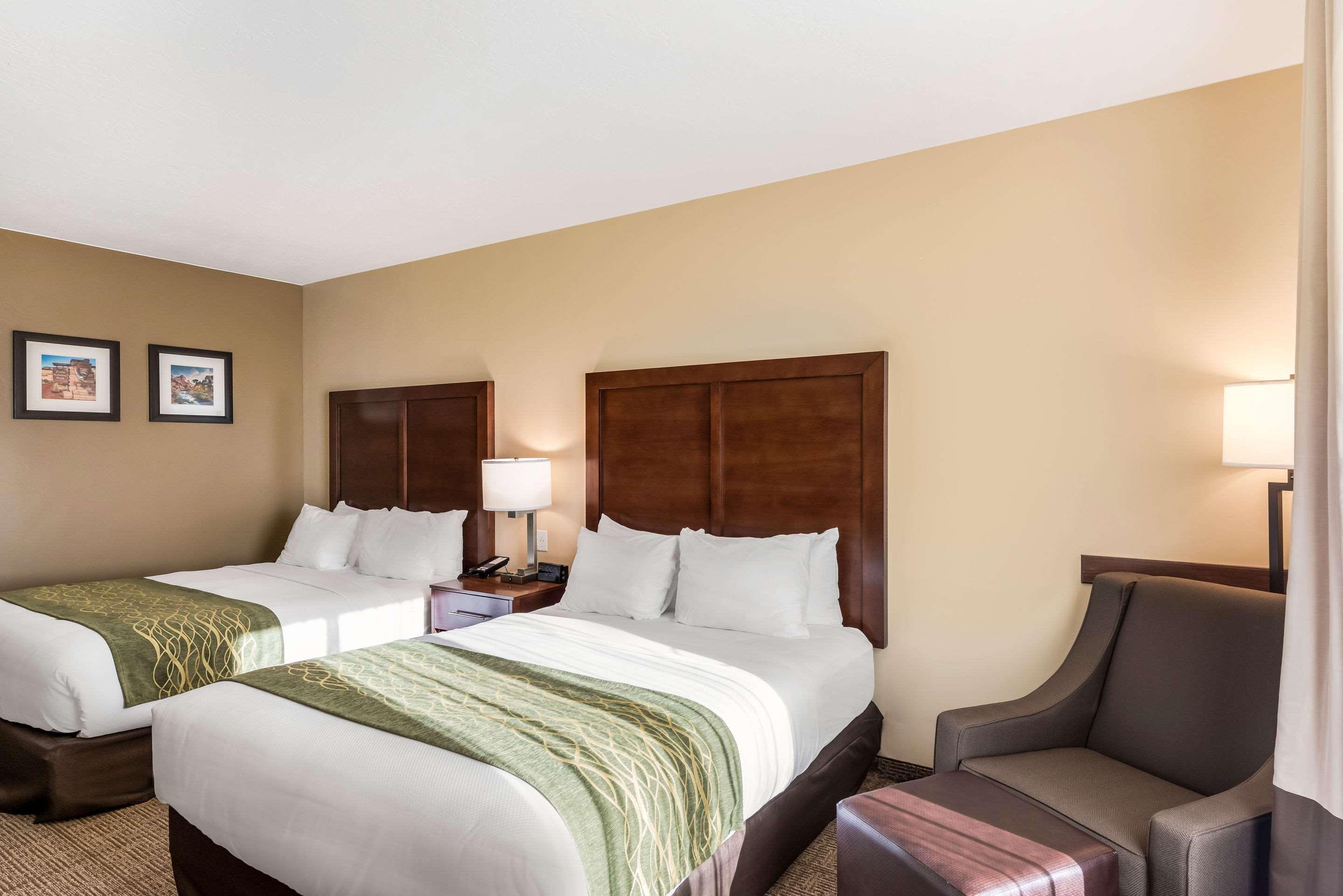 Comfort Inn & Suites Zion Park Area Гаррікейн Екстер'єр фото